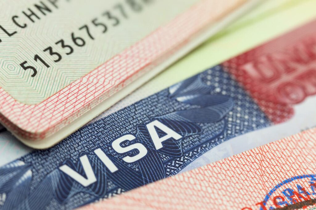 Yêu cầu để được cấp visa du lịch thời hạn từ 3 đến 5 năm