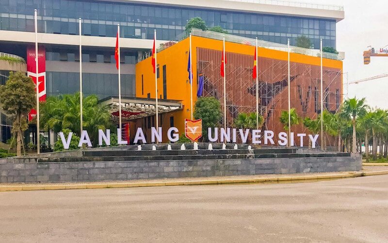 Lịch sử phát triển trường Đại học Văn Lang